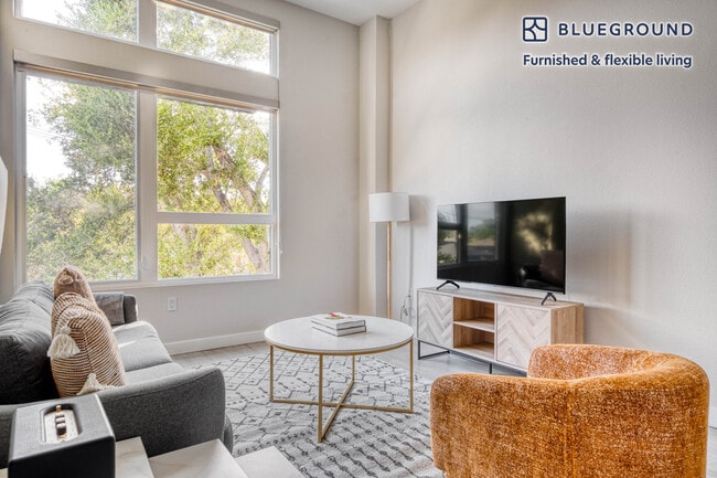 Photo - 1545 San Antonio St Unidad FL3-ID1072