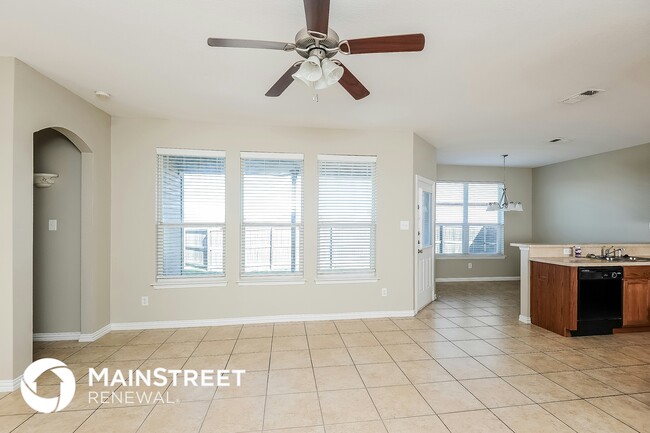 Photo - 256 Edison Ln
