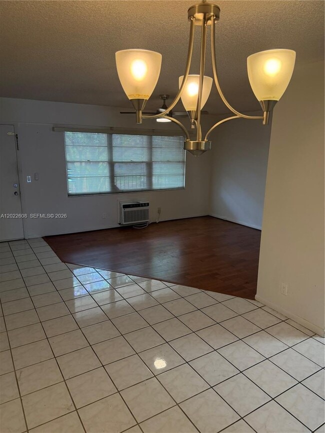 Photo - 200 SW 132nd Way Unit 309L