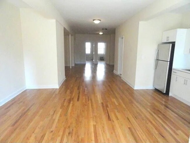 Building Photo - 221 2nd Avenue Rental