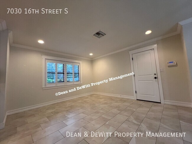 Photo - 7030 16th St S