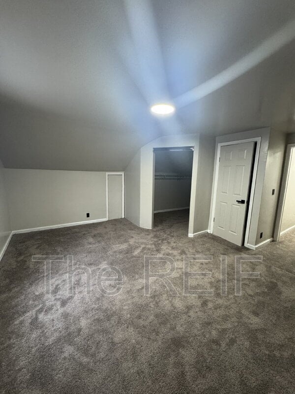 Photo - 9365 Birwood St