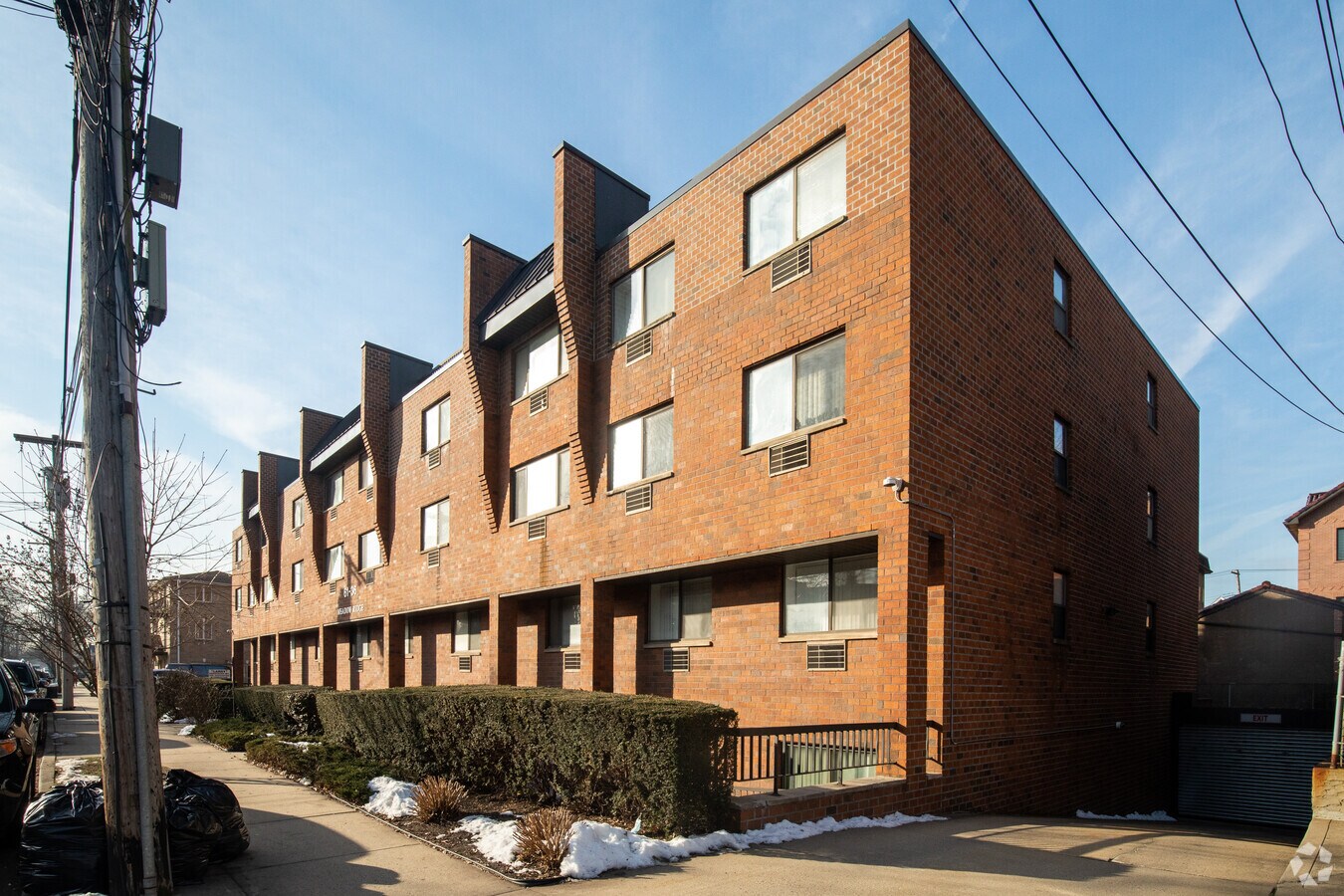 Photo - 6136 170th St