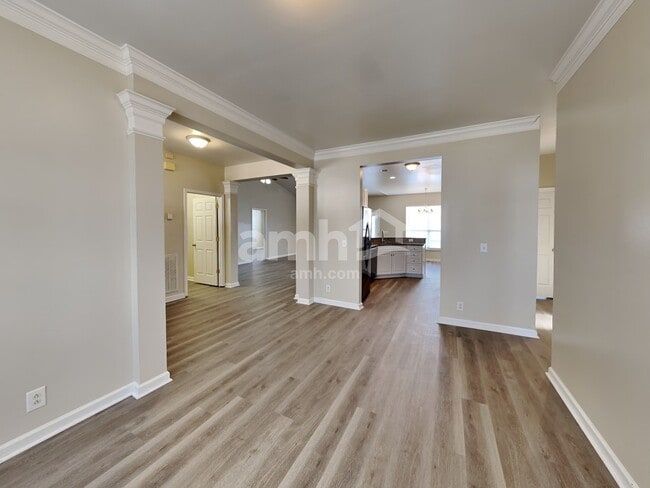 Photo - 2365 Edencrest Dr