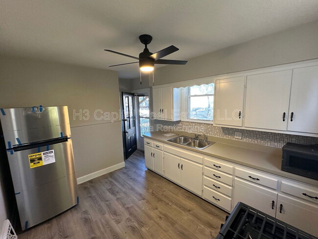 Photo - 114 N Missouri Ave Unidad B