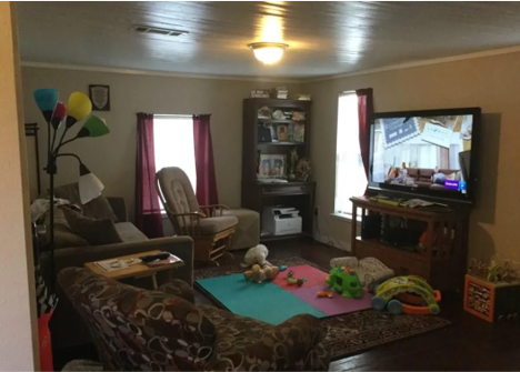 Main Living - 1125 Gravel St