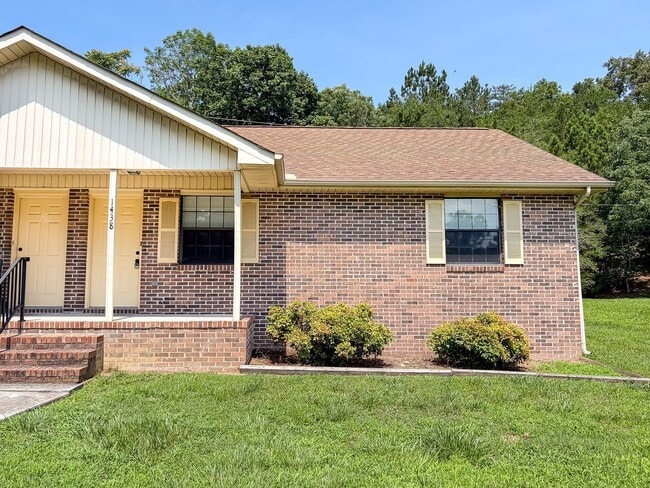 Photo - 1418 Baggett Rd