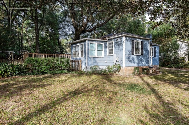 Photo - Updated 2 Bed 1 Bath Cottage in Established Neighborhood!