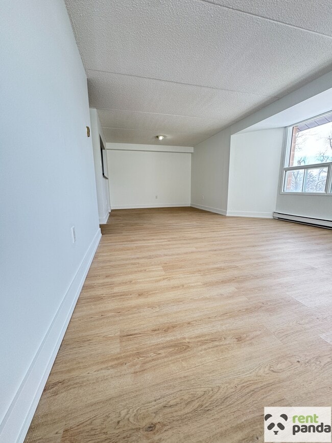 Photo - 305-56 Donald St Unité 305