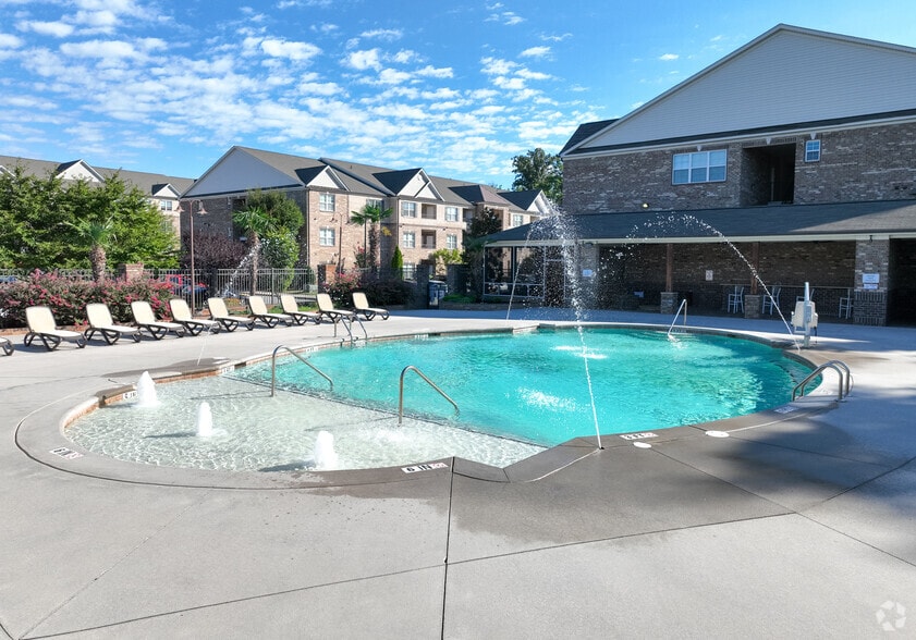 Salt Water pool and so much more!