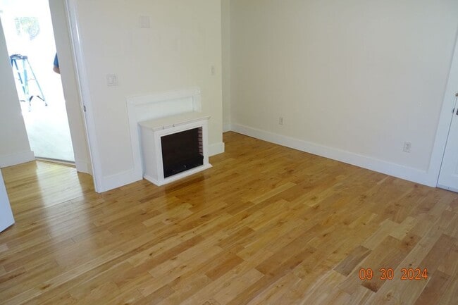 Photo - 14 York St Unit Apartment  2 BR
