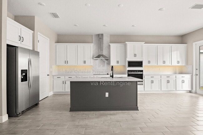 16848 Hamlin Vis Aly