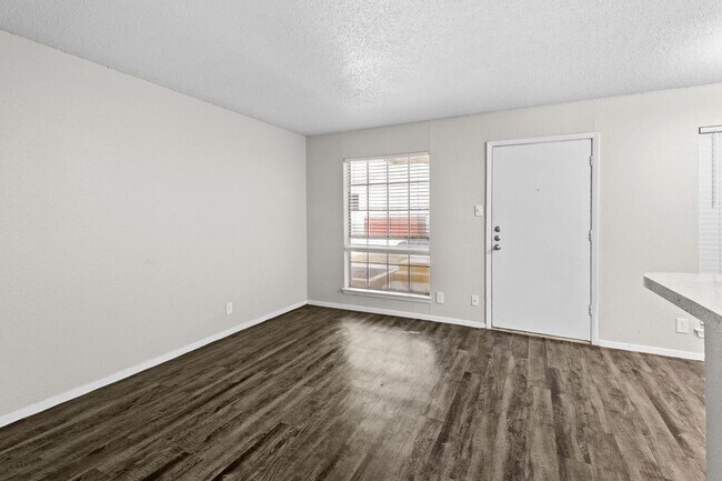 Photo - Spanish Trails