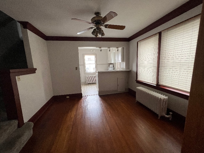 Photo - 1730 E 2nd St