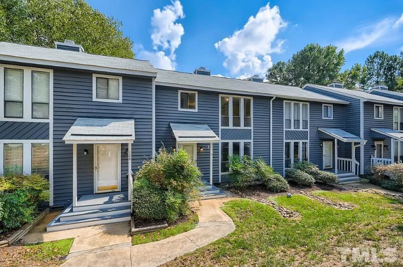 118 Joanne Cir Townhome Townhome Rental in Cary NC