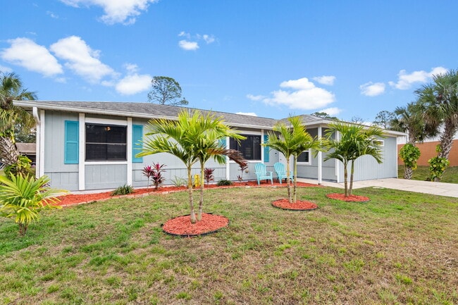 Photo - 801 Young Ave NW