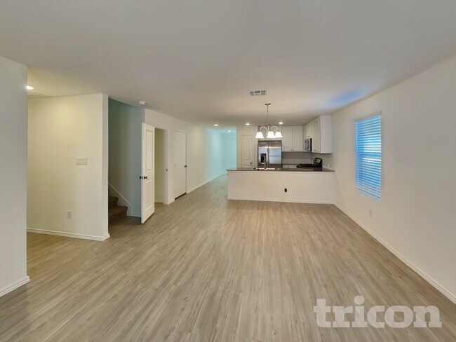 Photo - 5935 Forenoon Dr