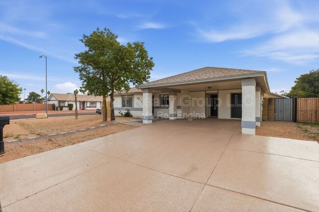 Photo - 6201 W Acoma Dr