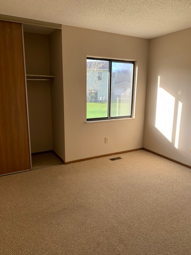 Photo - 139 N Terrace Ave Unit 3