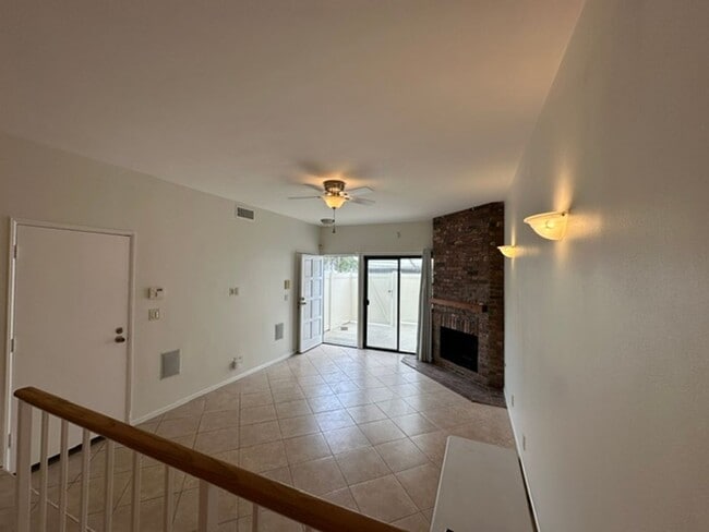 Photo - Calabasas 2+3 with bonus room located in a great community