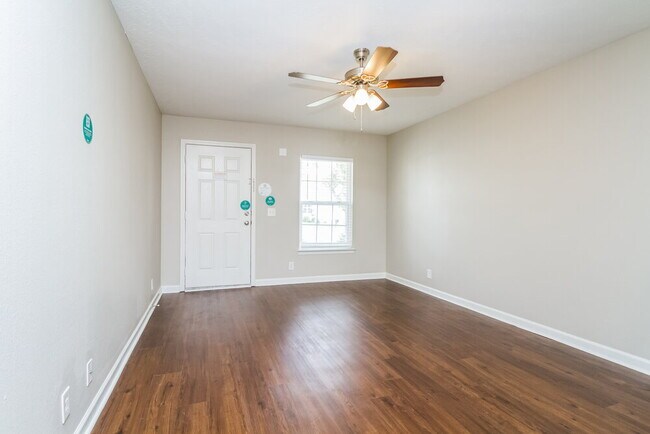 Photo - 1120 Sima Shabat Ct