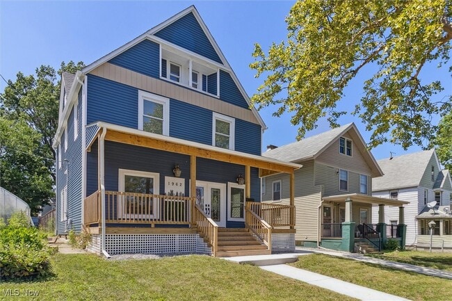 Photo - 1962 W 96th St