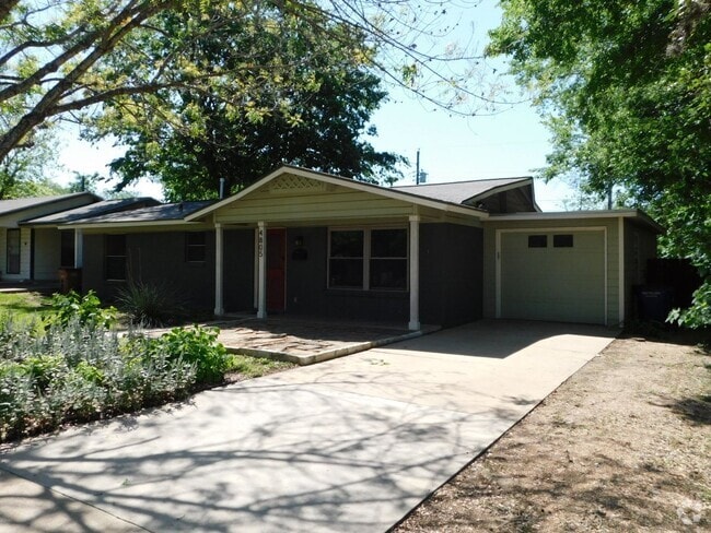 Building Photo - South Austin 2/2 with office Rental