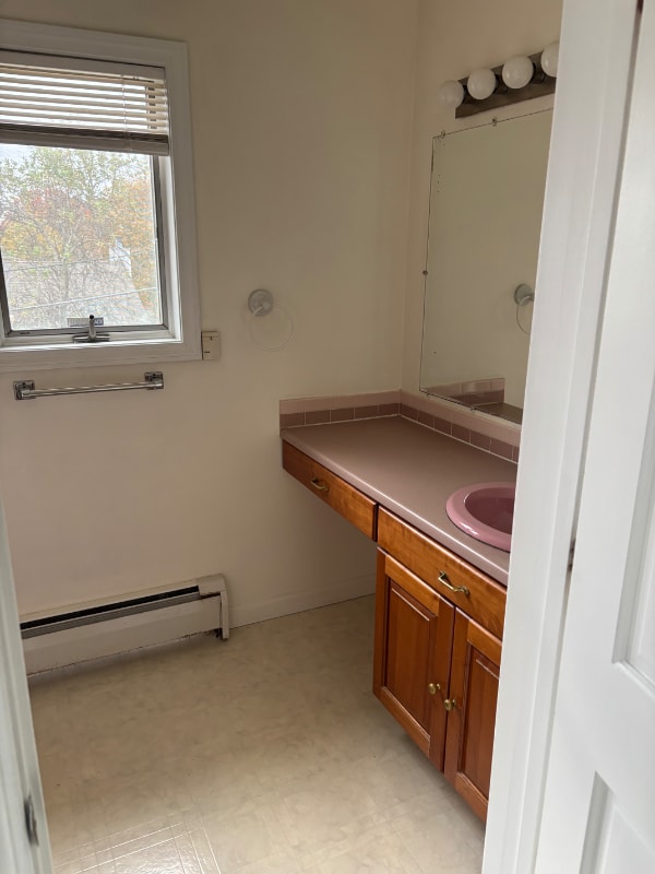 Photo - 128 Heywood St