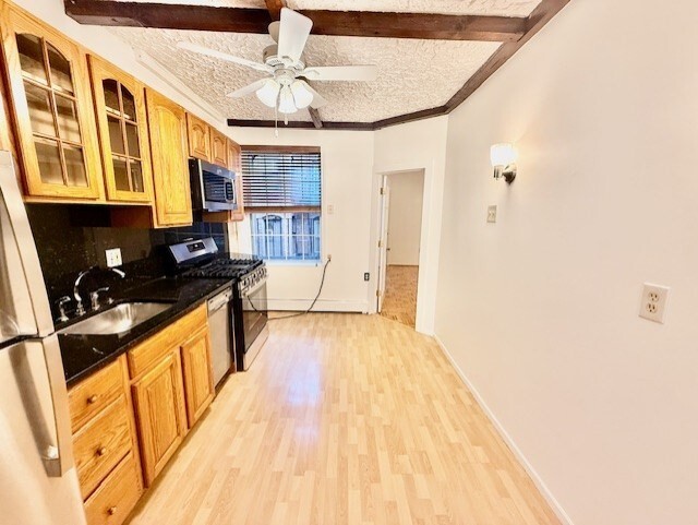 Photo - 184 Salem St Unidad 2