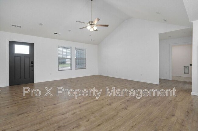 Photo - 5618 West Mangrove St