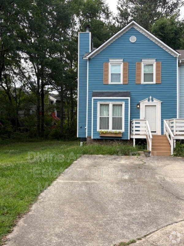 Building Photo - 830 Jamestown Manor Park Rental