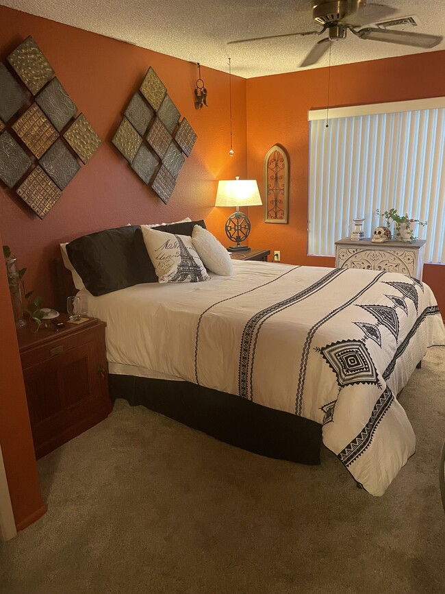 Photo - 14300 W Bell Rd Unidad 532 Rental