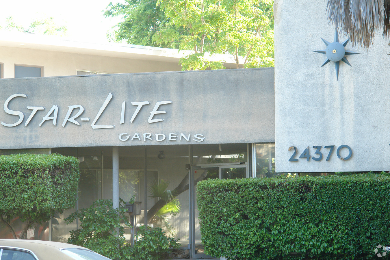 Starlite Gardens - Starlite Gardens Apartments