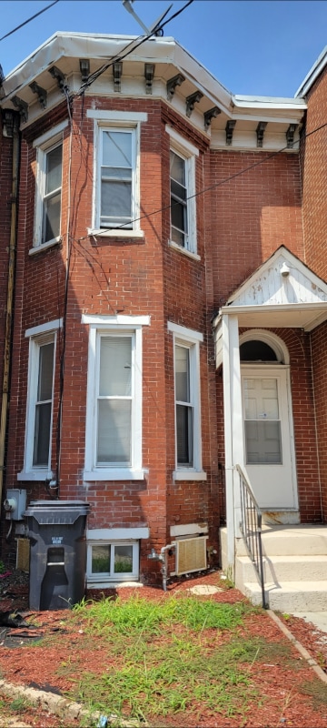 Building Photo - 209 Maryland Ave