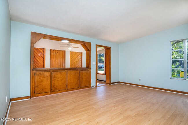 Photo - 1045 Legay Ave