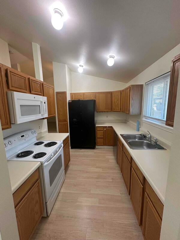 Photo - 5384 S Prescott St