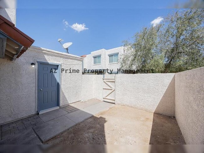 Photo - 5246 N 42nd Ln