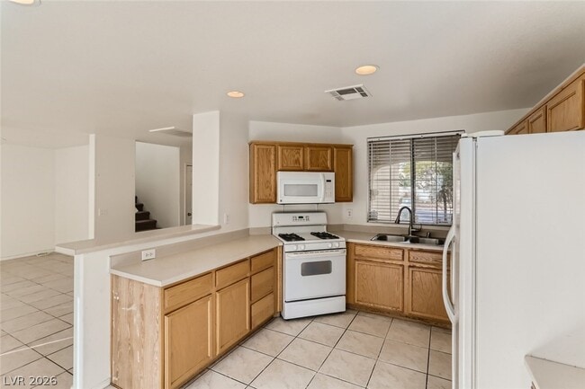 Photo - 2537 Begonia Valley Ave