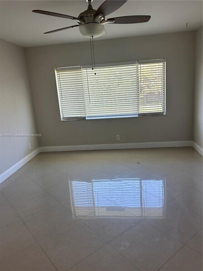 Photo - 3216 Coral Ridge Dr Unit 3216