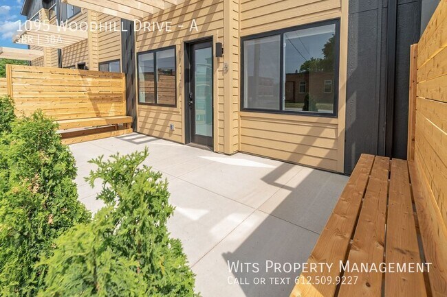 Photo - 1095 Woodhill Dr Unit A