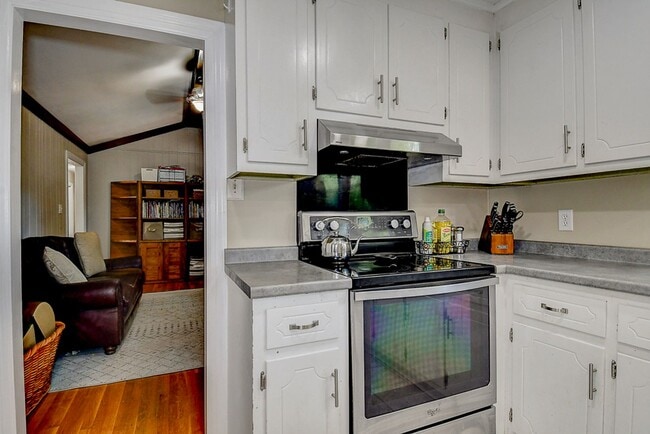 Photo - ONE LEVEL LIVING at it's FINEST in the SOU...