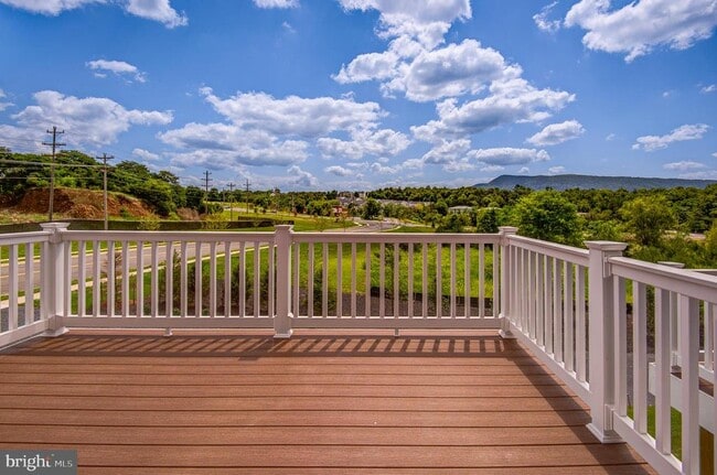 Photo - 110 Sophie St