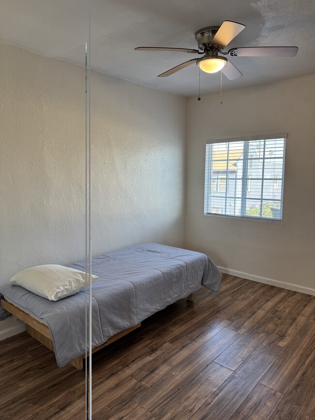 Photo - 3127 Raymond Ave Unit Studio #2