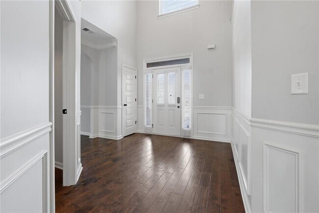 Photo - 523 Besra Dr