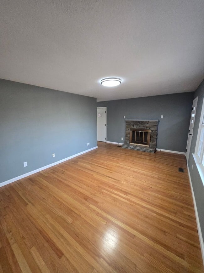 Photo - Charming 3-Bedroom, 2-Bathroom Brick Home for Rent
