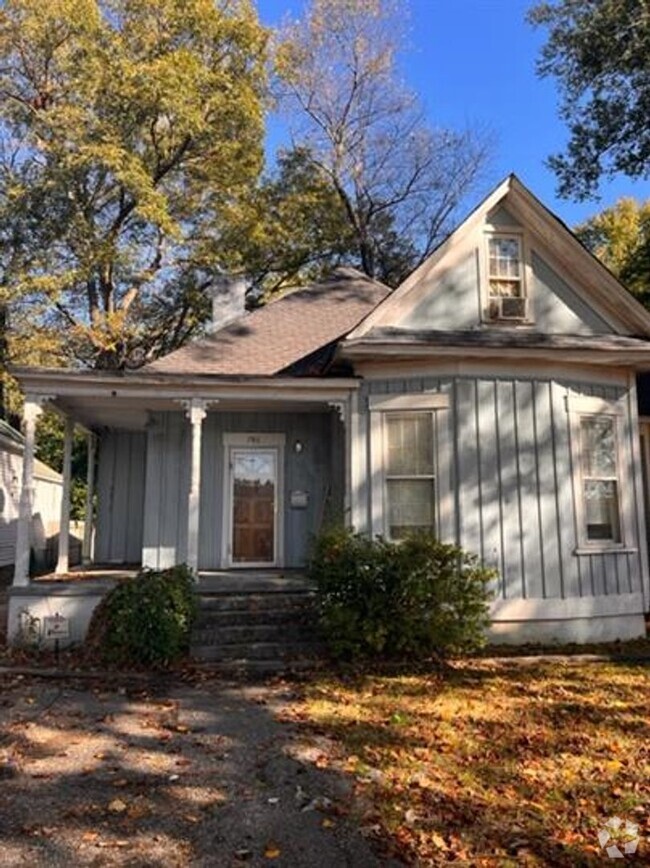 Building Photo - Spacious 4-Bedroom Home in Memphis-Comfort...