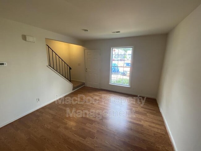 Photo - 509 Powhatan Ct