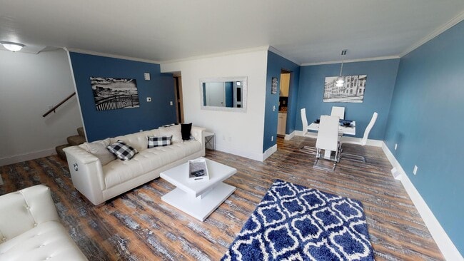 Photo - 303 Westbrook Drive