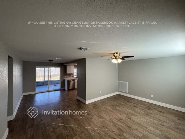 Photo - 6231 Seabreeze Dr