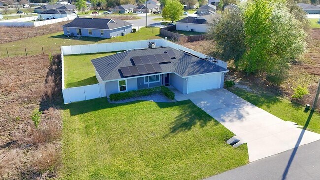 Photo - 25 Laurel Course